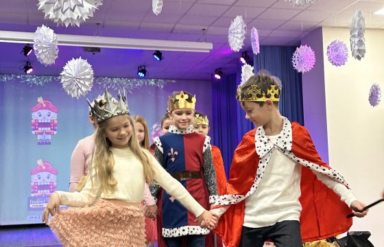 Pradinukai – pasakų personažai