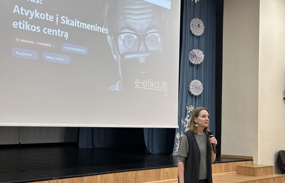 Mokymai tėvams „Kaip išGYVENTI tarp ekranų“
