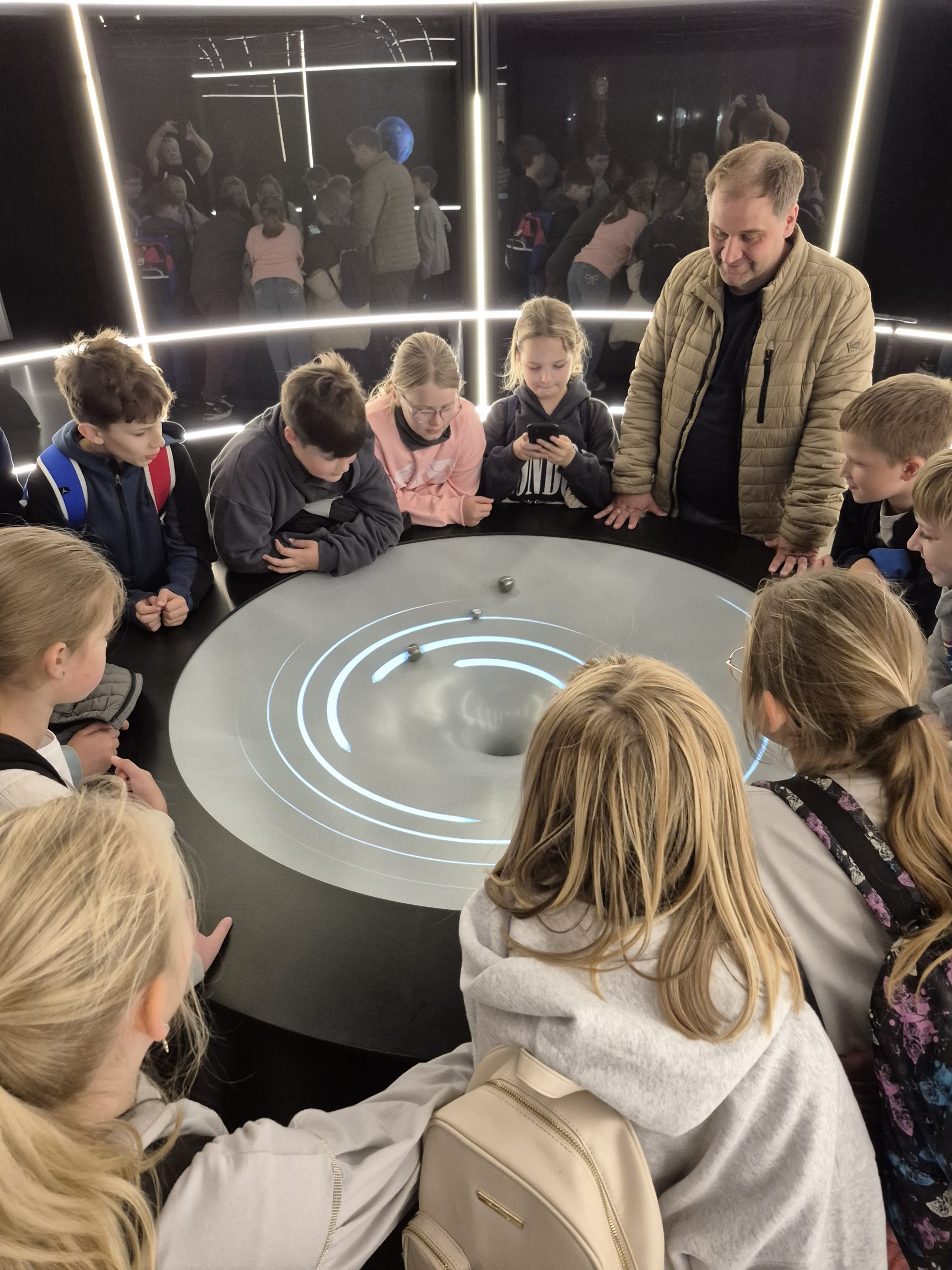 Ketvirtokų ekskursija į Lietuvos etnokosmologijos muziejų ir tradicinių amatų centrą Molėtuose