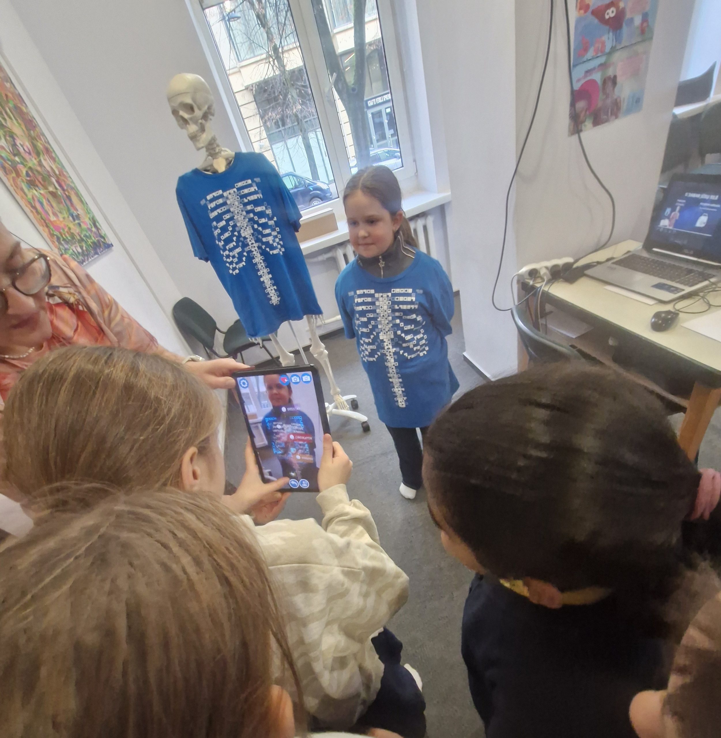 3D edukacija Žmogaus kūnas. Anatomijos laboratorija