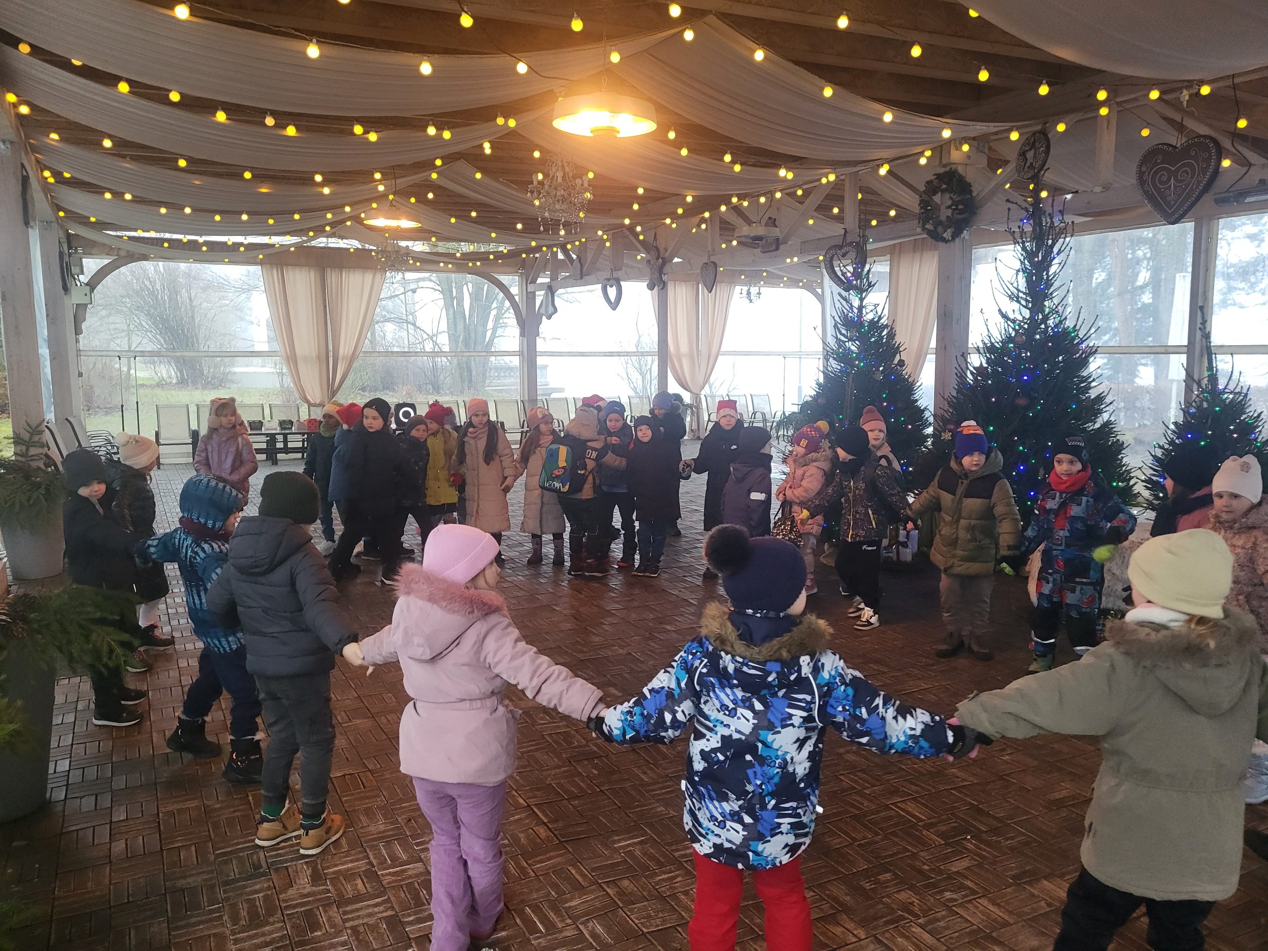 🎄✨ 1 B ir 1 C klasių edukacinė išvyka į Užutrakio dvarą ✨🎄