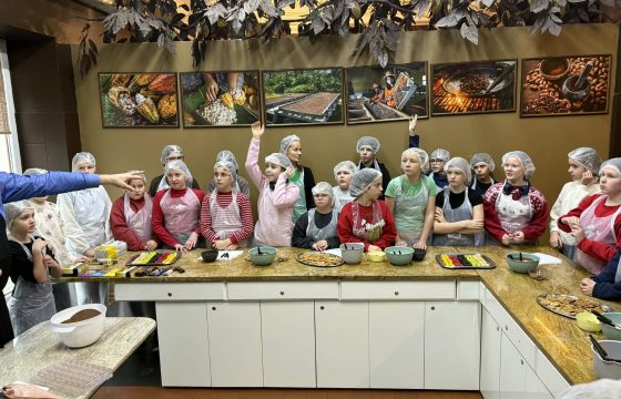 5c ir 5d dalyvavimas AJ šokolado edukacijoje