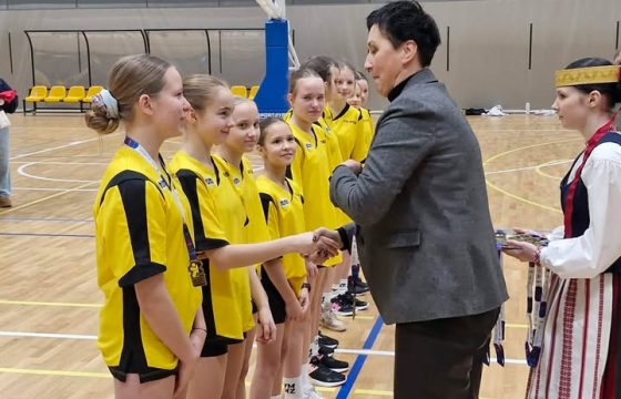 Pirmoji vieta Lietuvos mokyklų žaidynių kvadrato varžybose