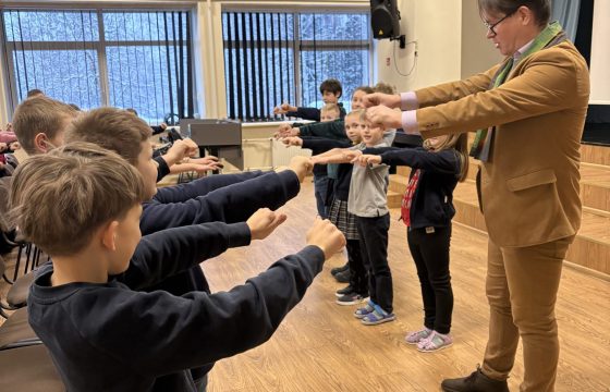 Juliaus Žeko edukacija „Linksmasis mokslas su Lietuvos himnu“