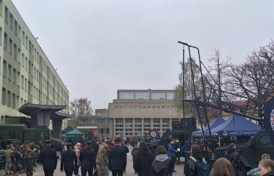6-8 kl. pažintis su karininko profesija