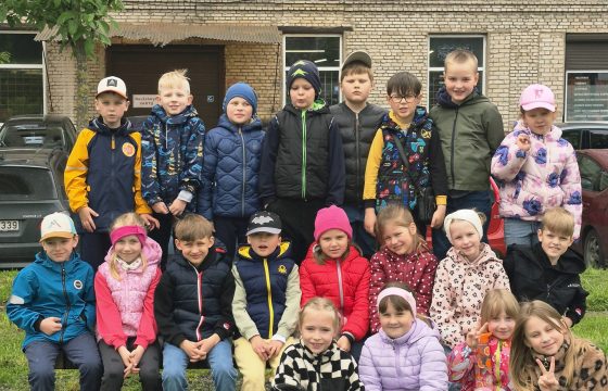 Pradinukų apsilankymas šunų dresavimo mokykloje