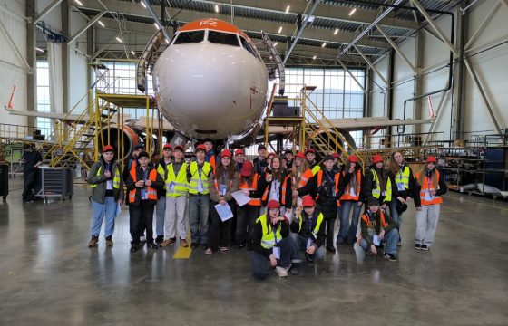 7b UAB „FL Technics“