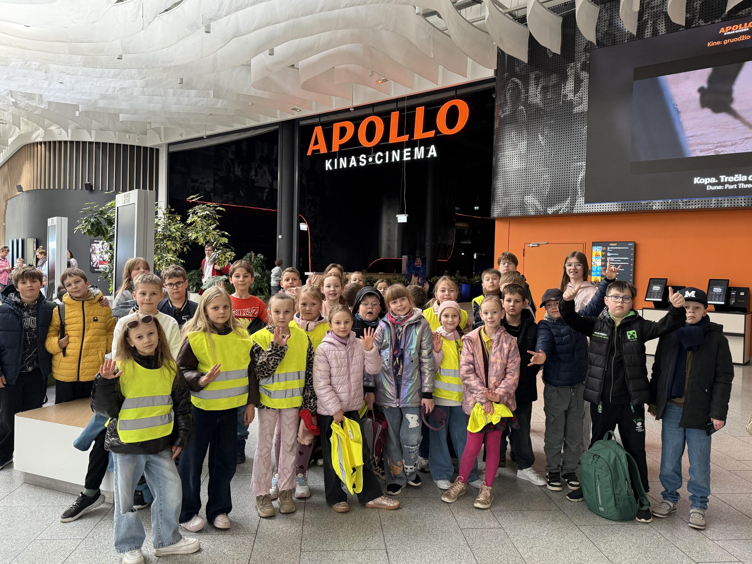 2c ir 3a kelionė į filmą „Arklio Dominyko kelionė į žvaigždes”